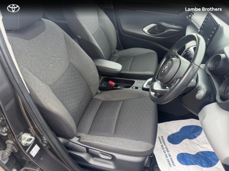 2022 Toyota Yaris Cross - photo 8