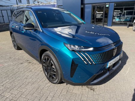2025 Peugeot 5008 1.2 MHEV 145bhp E-DCS6 Allure