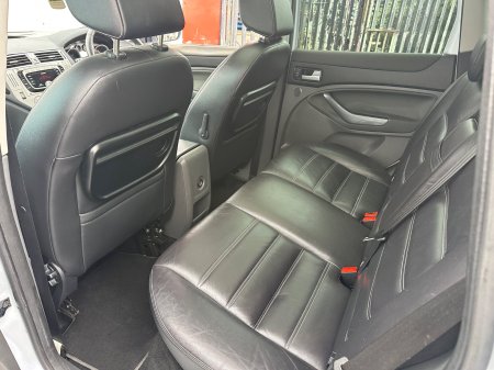 2010 Ford Kuga - photo 23