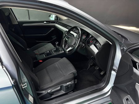 2022 Volkswagen Passat - photo 14