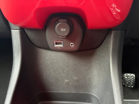 2016 Citroen C1 - photo 19