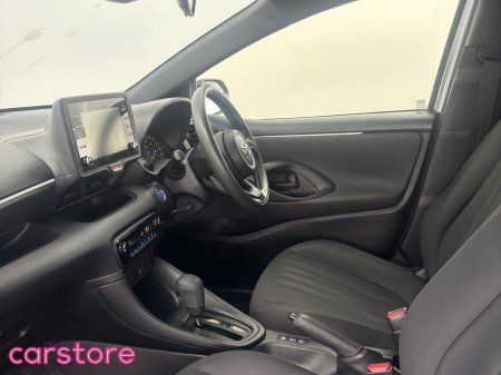 2021 Toyota Yaris - photo 12