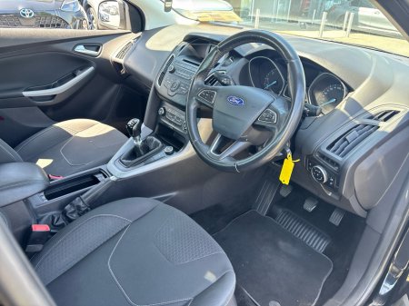 2017 Ford Focus - photo 6