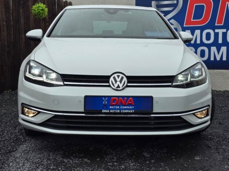 2019 Volkswagen Golf - photo 2