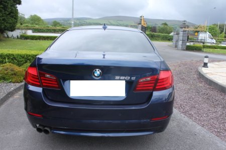 2011 BMW 5-Series - photo 2