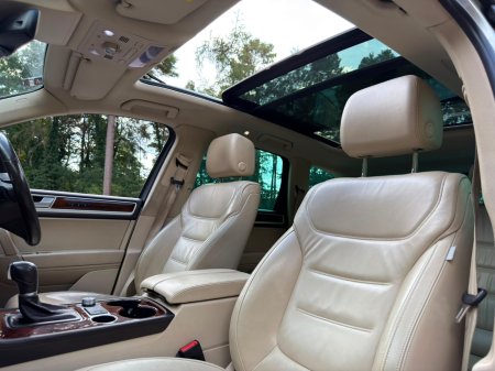 2016 Volkswagen Touareg - photo 14