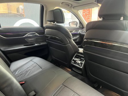 2017 BMW 7-Series - photo 16