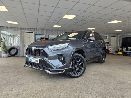 2025 Toyota RAV4 - photo 2