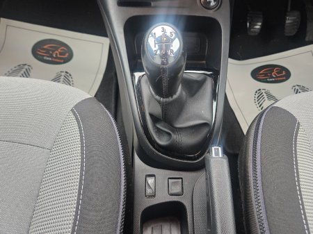 2014 Renault Captur - photo 30