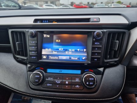 2017 Toyota RAV4 - photo 14