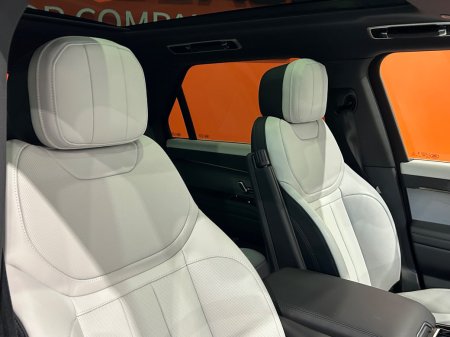 2026 Land Rover Range Rover Sport - photo 4