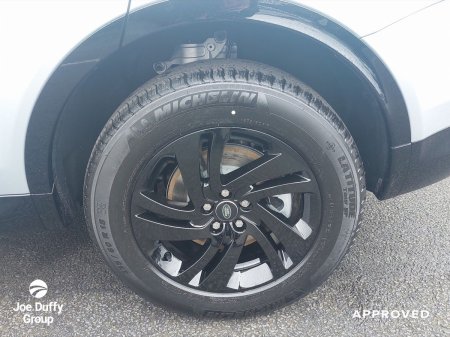 2026 Land Rover Discovery Sport - photo 9