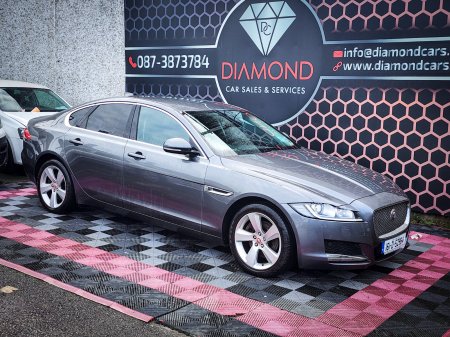 2016 Jaguar XF - photo 2