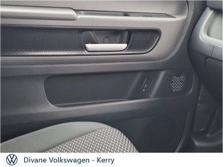 2026 Volkswagen ID.Buzz Cargo - photo 24