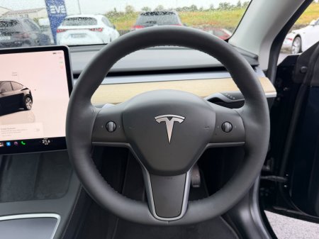2023 Tesla Model Y - photo 16