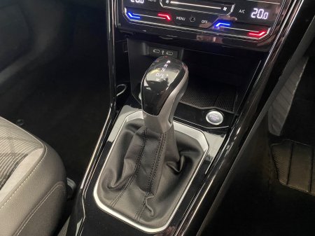 2023 Volkswagen T-Roc - photo 19