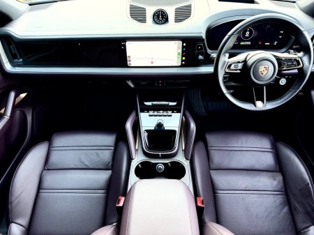 2024 Porsche Cayenne - photo 11