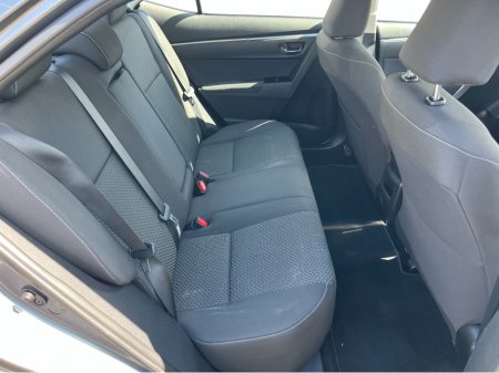 2017 Toyota Corolla - photo 5