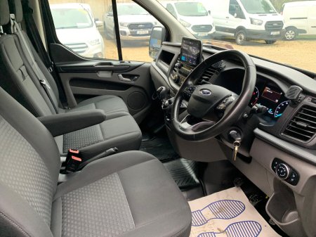 2022 Ford Transit Custom - photo 16