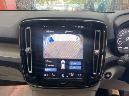 2021 Volvo XC40 - photo 8