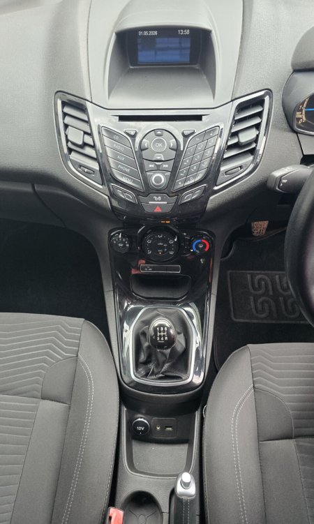 2016 Ford Fiesta - photo 13
