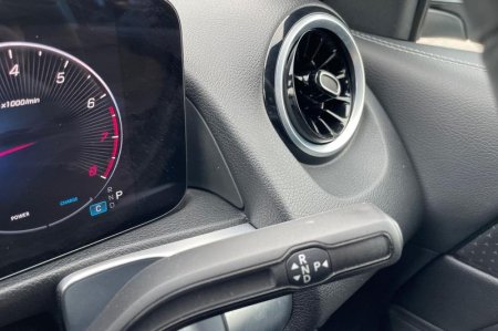 2025 Mercedes-Benz GLB - photo 15