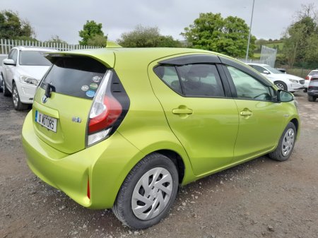 2017 Toyota Aqua - photo 4