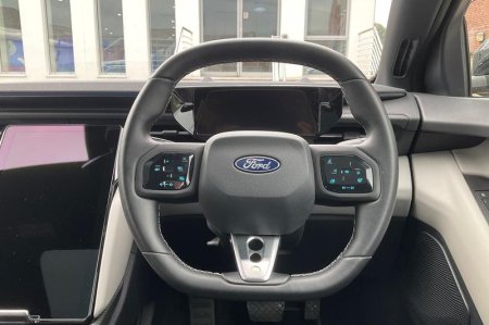 2025 Ford Capri - photo 12