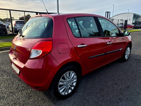 2011 Renault Clio - photo 26