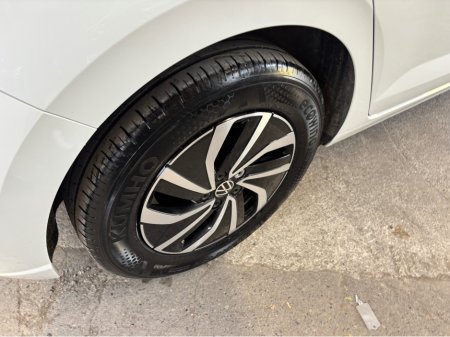 2025 Volkswagen Polo - photo 4