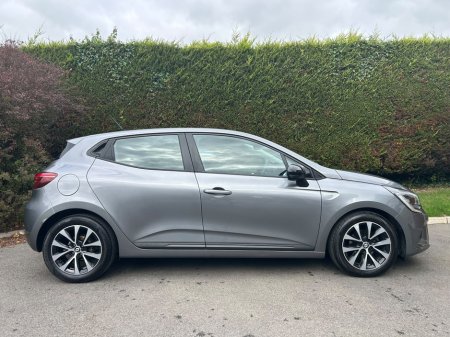 2023 Renault Clio - photo 4