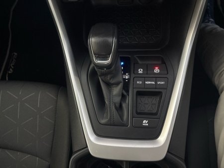 2024 Toyota RAV4 - photo 11