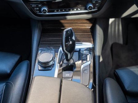 2018 BMW 5-Series - photo 10