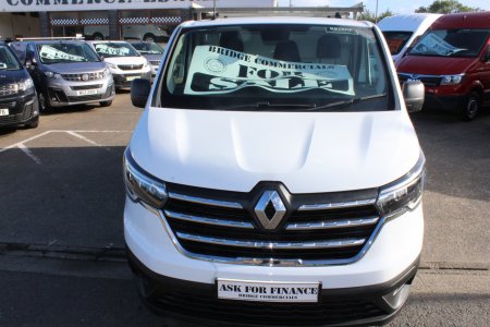 2023 Renault Trafic - photo 12