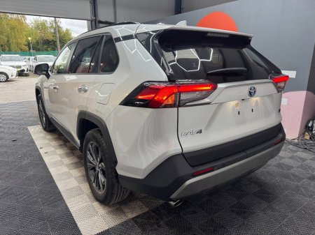 2024 Toyota RAV4 - photo 6