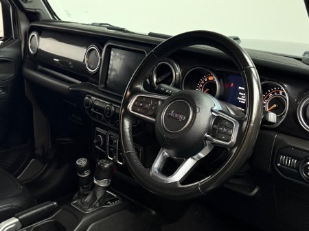 2020 Jeep Wrangler - photo 10