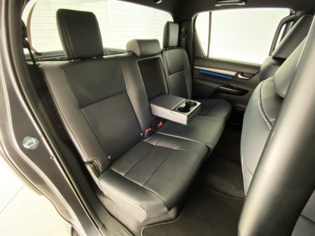 2026 Toyota Hilux - photo 19
