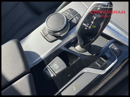2020 BMW 5-Series - photo 27