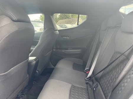 2022 Toyota C-HR - photo 7