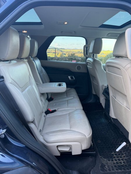 2018 Land Rover Discovery - photo 12