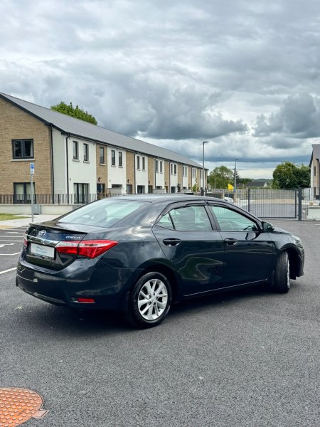 2014 Toyota Corolla - photo 6