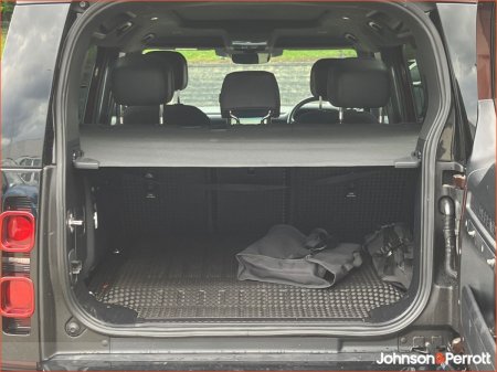 2025 Land Rover Defender - photo 13