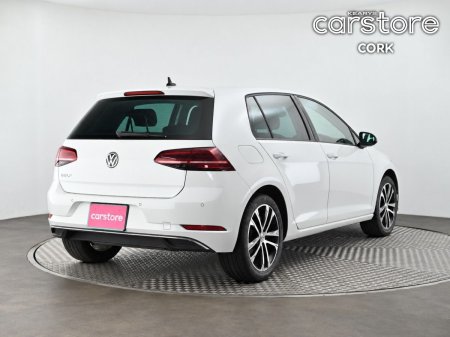 2020 Volkswagen Golf - photo 5