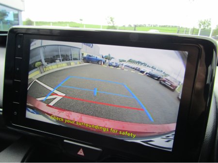 2025 Toyota Yaris - photo 9