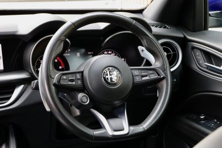 2023 Alfa Romeo Stelvio - photo 11