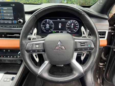 2022 Mitsubishi Outlander - photo 5