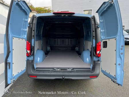 2027 Mercedes-Benz Vito - photo 18