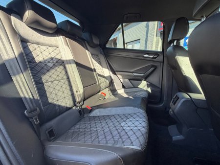 2024 Volkswagen T-Roc - photo 22
