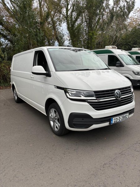 2022 Volkswagen Transporter - photo 2