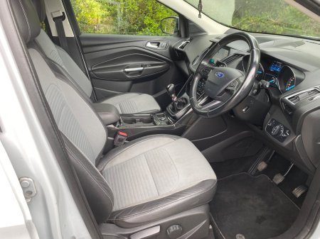 2017 Ford Kuga - photo 7